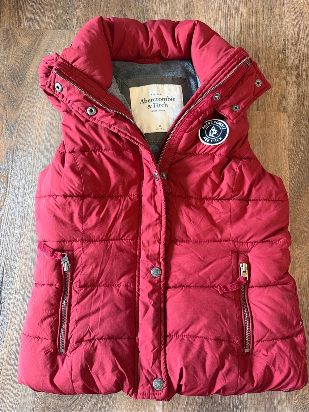Abercrombie & Fitch Hooded Puffer Vest Size xs